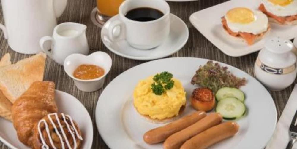 Richmonde Hotel Iloilo מראה חיצוני תמונה